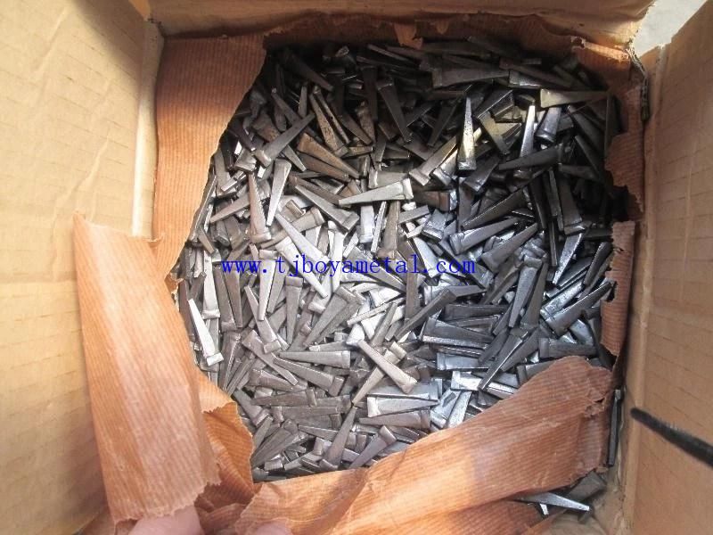 China Hot Sale Carbon Steel Material Steel Cut Masonry Nails 2-1/2" 6D with Competitive Price