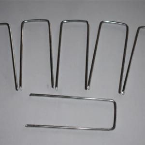 Wholesale Common Artificial Grass U Shaped Curved Nails Galvanized Fence Staple