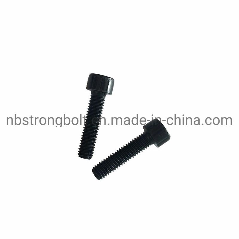 DIN912 Hex Socket Screw Cl. 8.8 with Black