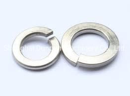 Fasteners /DIN125 /DIN127 / Spring Washer White/Yellow Color Zinc Gr4.8 8.8/Carbon Steel Flat Washer