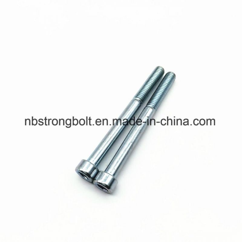 DIN912 Grade 8.8 with White Zinc Plated Cr3+