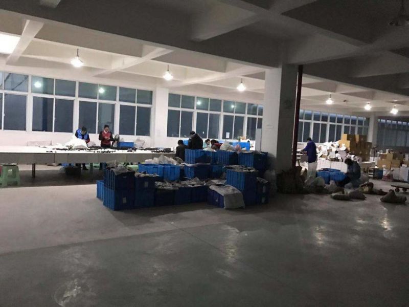 Hardware Link Fitting LV Type Hot Galvanized Steel Yoke Plate