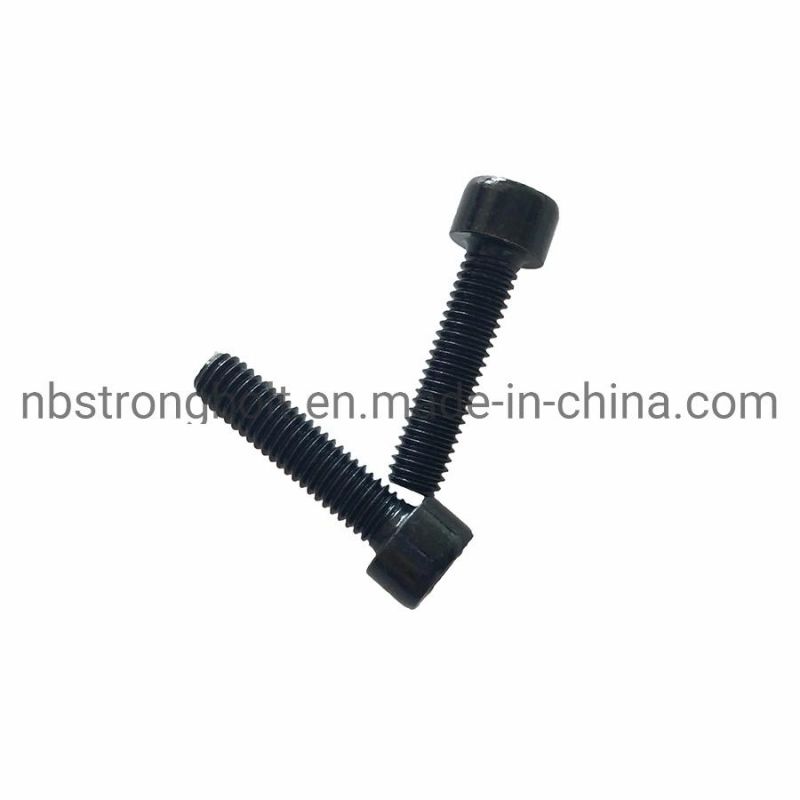 DIN912 Hex Socket Screw Cl. 8.8 with Black