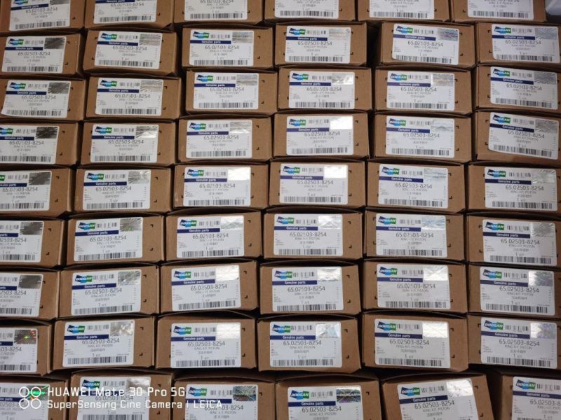 65.90021-0006 Cylinder Head Bolt Doosan Engine Auto Sapre Parts