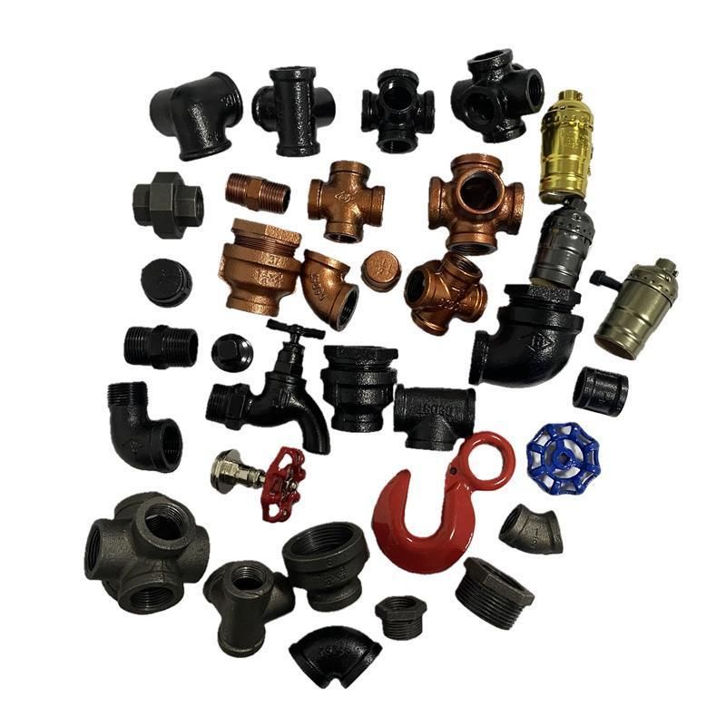 DIY Industrial Pipe Fittings Furniture Floor Flange Malleable Cast Iron Wall Hooks Iron Pipe Wall Mount Shelving Bracket