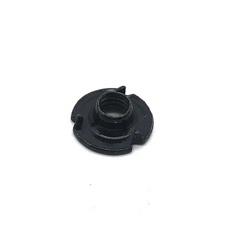 China Manufacture DIN1624 Stainless Steel A2-70/ A4-80 Four Claw Nuts/Tee Nuts