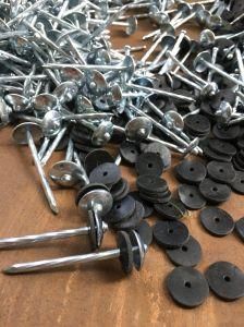 Electric Galvanized Umbrella Head Twist Shank Roofing Nails with Rubber Pads