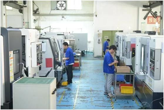Stainless Steel 304 Screw/Flange Screw/Custom Pan Head Philips Cross Turning Hex Bolt /Weld Bolt/Flange Bolt/Forging Fastener