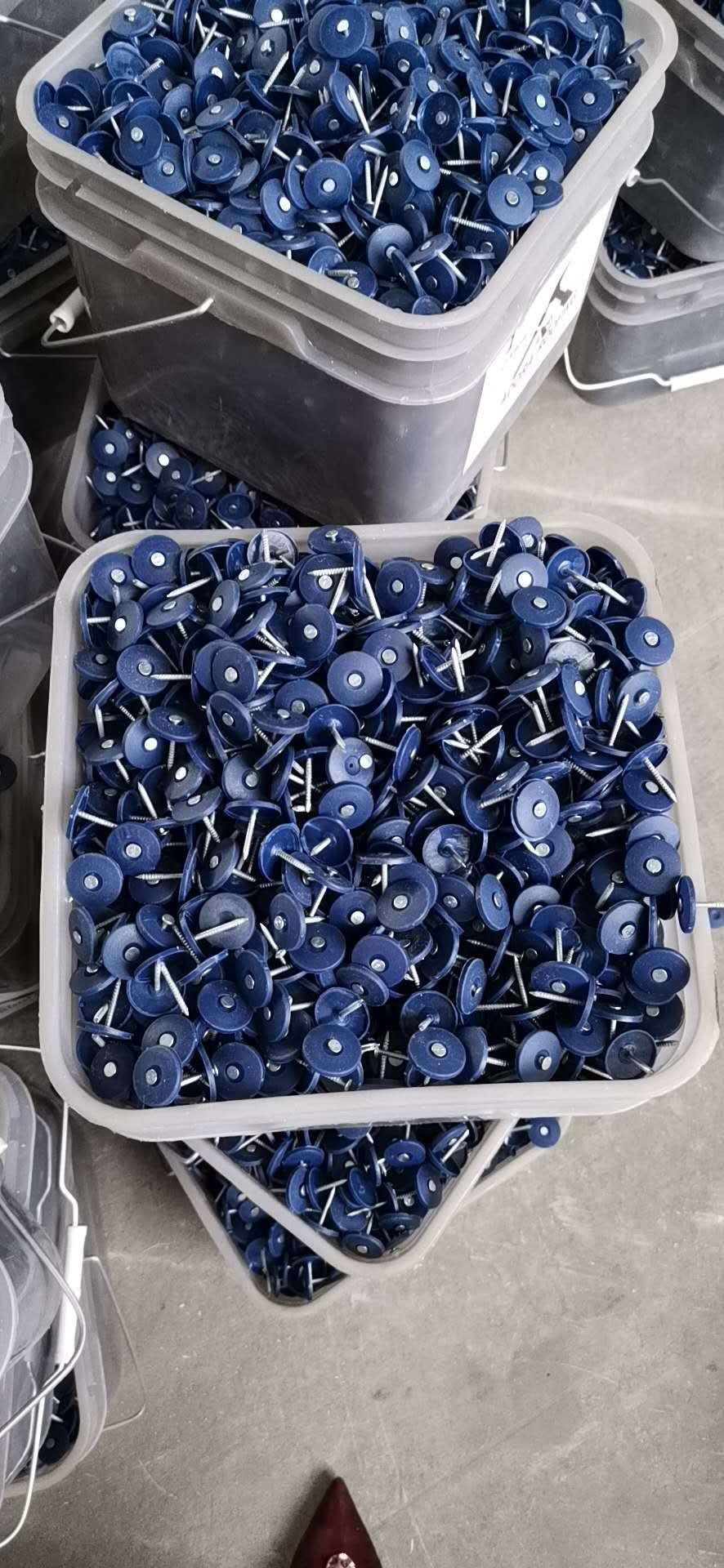 All-Season Performance Plastic Cap Nails for Fastening Wall