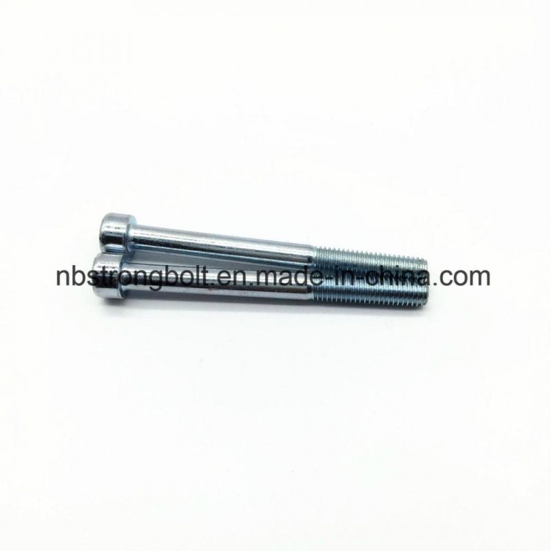 DIN912 Grade 8.8 with White Zinc Plated Cr3+