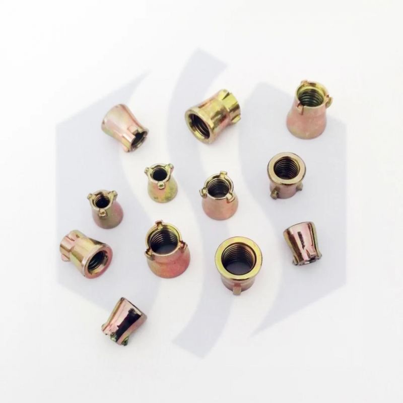 Yellow Zp Square Nut for 4PCS Fix Anchor Bolt