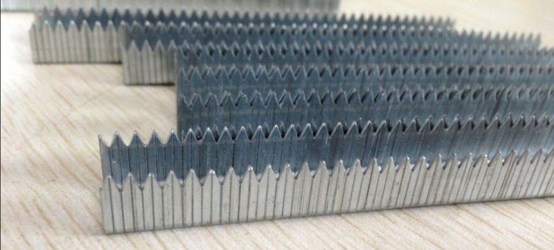 Divergent Point Staple (Grapas) for Furniture or Upholstery