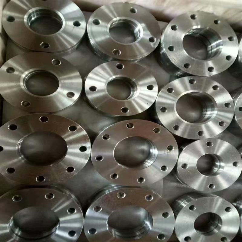 Carbon Steel and Stainless Steel Flanges